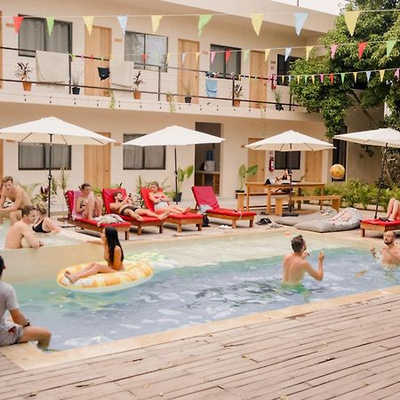 Che Valladolid Hostel & Bar Adults Only المظهر الخارجي الصورة
