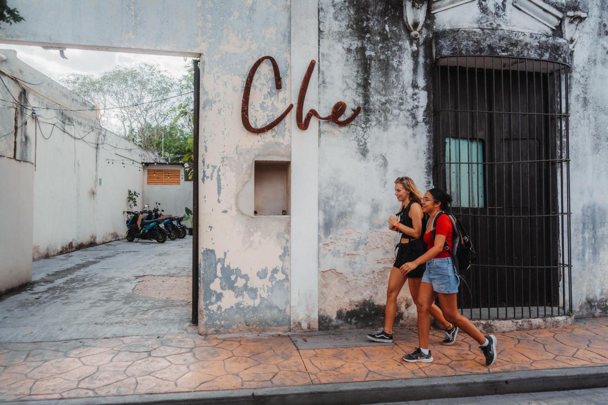 Che Valladolid Hostel & Bar Adults Only المظهر الخارجي الصورة