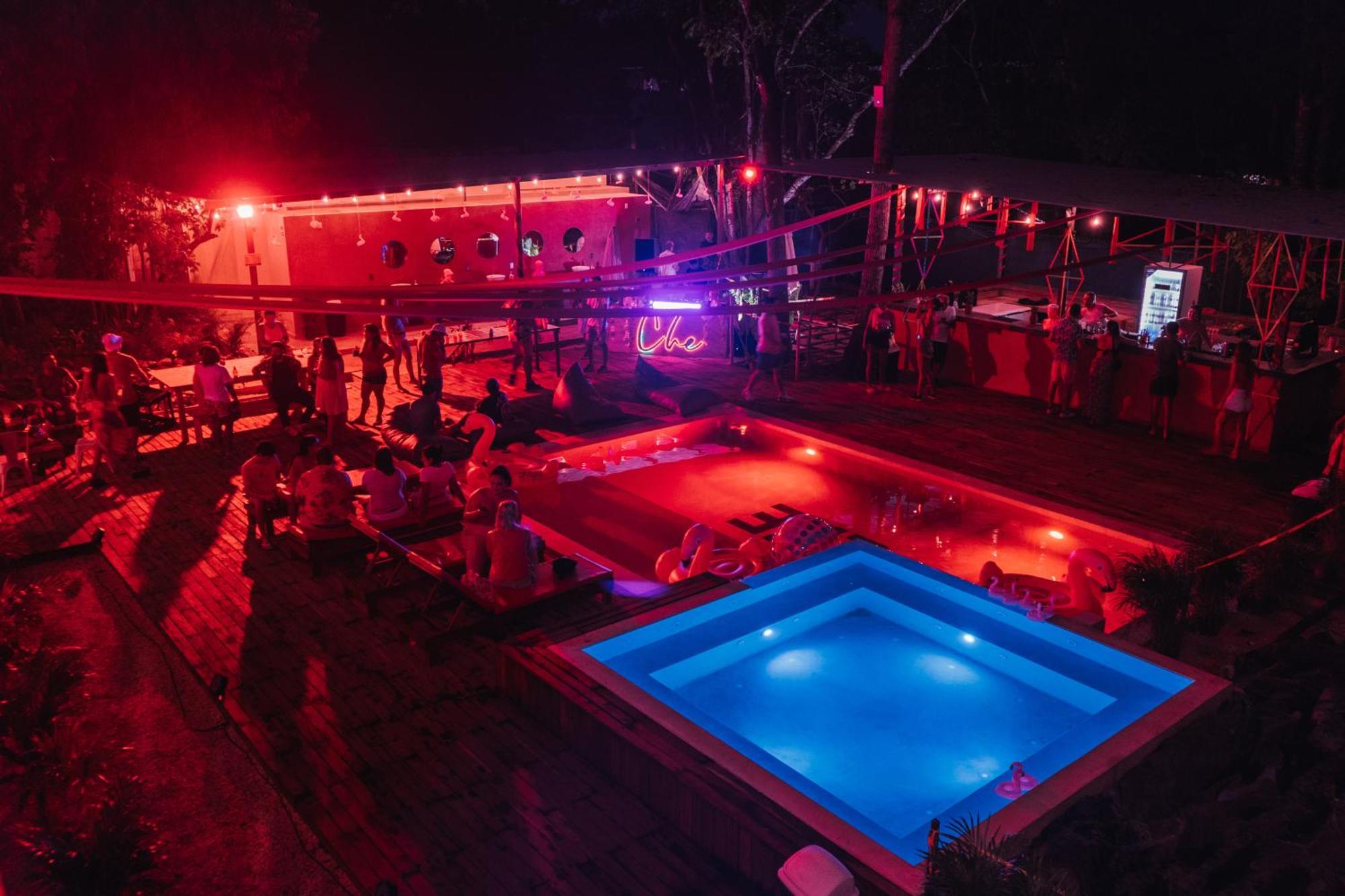 Che Valladolid Hostel & Bar Adults Only المظهر الخارجي الصورة